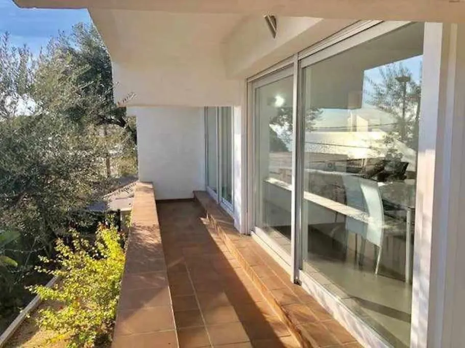 Amplio Apartamento Con Jardin En Almadrava Росас 0*,