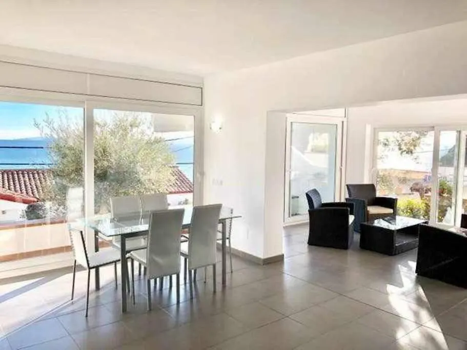 Amplio Apartamento Con Jardin En Almadrava Росас Апартаменты
